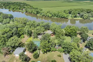 864 Ash Dr, Saint Anne, IL 60964 - Photo 50