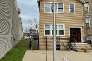 2567 S Emerald Ave, Chicago, IL 60616 - Photo 2