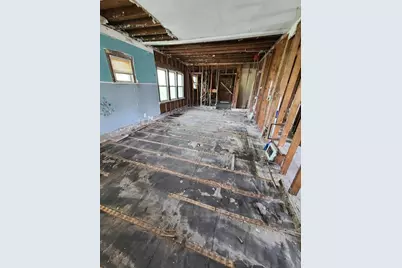 147 W 150th Street, Harvey, IL 60426 - Photo 4