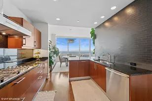 401 N Wabash Ave, Chicago, IL 60611 - Photo 6