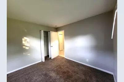 120 S Chestnut Drive, Streamwood, IL 60107 - Photo 18