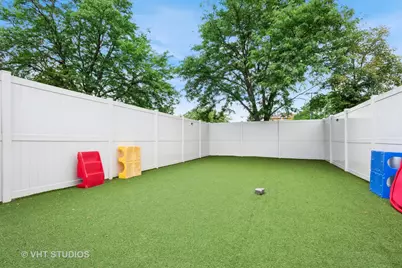 2423 Fargo Boulevard, Geneva, IL 60134 - Photo 30