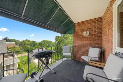 450 W Downer Place #4C, Aurora, IL 60506 - Photo 12