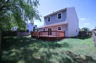 2022 Redwood Dr, Round Lake Beach, IL 60073 - Photo 24