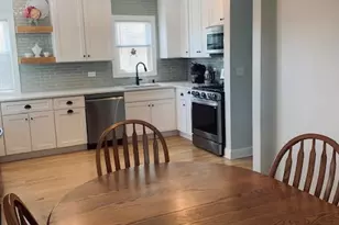 3857 W 107th Pl, Chicago, IL 60655 - Photo 2