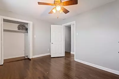 3710 W 60th Place, Chicago, IL 60629 - Photo 18