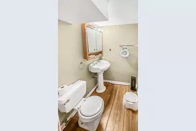 8539 S Saint Lawrence Avenue, Chicago, IL 60619 - Photo 16