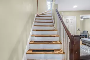 8539 S St Lawrence Ave, Chicago, IL 60619 - Photo 12