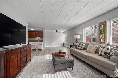 1052 N Mill Street #111, Naperville, IL 60563 - Photo 2