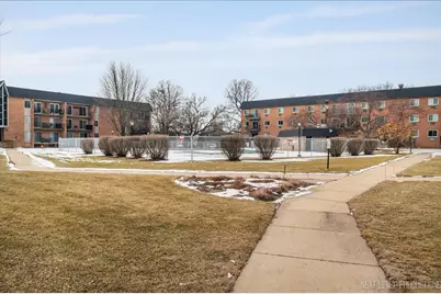 1052 N Mill Street #111, Naperville, IL 60563 - Photo 24