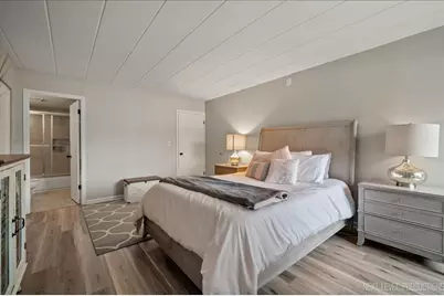 1052 N Mill Street #111, Naperville, IL 60563 - Photo 12