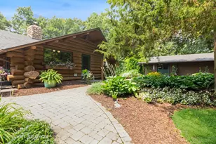 4476 W Edgewood Rd, Dixon, IL 61021 - Photo 2