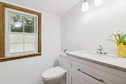 392 W Exchange Street, Crete, IL 60417 - Photo 10