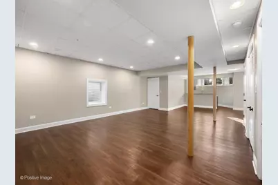 212 Holmes Avenue, Clarendon Hills, IL 60514 - Photo 30