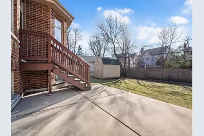212 Holmes Avenue, Clarendon Hills, IL 60514 - Photo 34