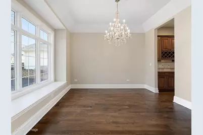 212 Holmes Avenue, Clarendon Hills, IL 60514 - Photo 4