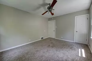 1913 170th St, Hazel Crest, IL 60429 - Photo 12