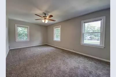 1913 170th Street, Hazel Crest, IL 60429 - Photo 8