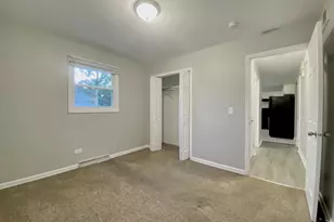 200 Patrick Dr, South Elgin, IL 60177 - Photo 8