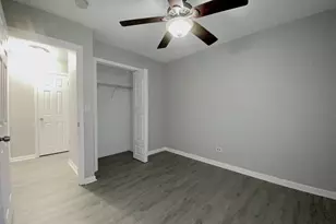 200 Patrick Dr, South Elgin, IL 60177 - Photo 12