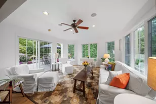 1943 Sunnyside Cir, Northbrook, IL 60062 - Photo 16