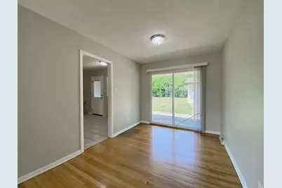 634 Lexington Drive, Chicago Heights, IL 60411 - Photo 4