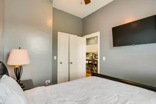 4241 S Langley Ave, Chicago, IL 60653 - Photo 10