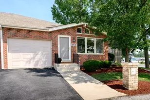 4638 W Orchard View Ct, Alsip, IL 60803 - Photo 1