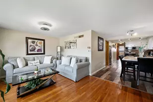 2739 E 127th St, Chicago, IL 60633 - Photo 6