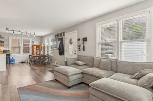 9258 S Albany Ave, Evergreen Park, IL 60805 - Photo 6