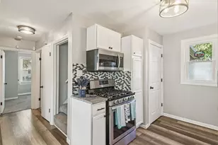 9258 S Albany Ave, Evergreen Park, IL 60805 - Photo 12