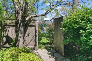 1945 Bosworth Ln, Northfield, IL 60093 - Photo 26