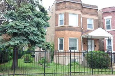 6948 S Eberhart Avenue, Chicago, IL 60637 - Photo 1