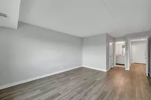 [Address not provided], Wheeling, IL 60090 - Photo 14