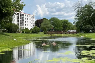 [Address not provided], Wheeling, IL 60090 - Photo 34