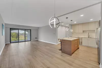 [Address not provided], Wheeling, IL 60090 - Photo 4