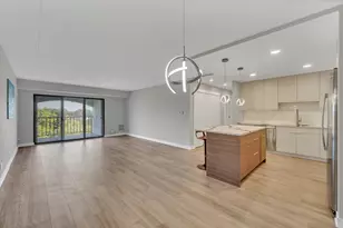 [Address not provided], Wheeling, IL 60090 - Photo 4