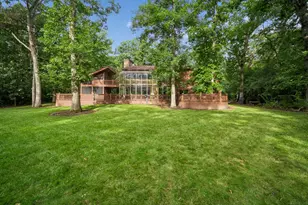 3135 Shagbark Ln, Long Grove, IL 60047 - Photo 2