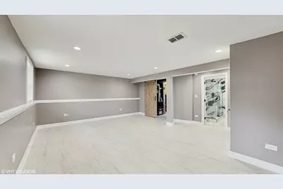 9719 S 81st Avenue, Palos Hills, IL 60465 - Photo 18