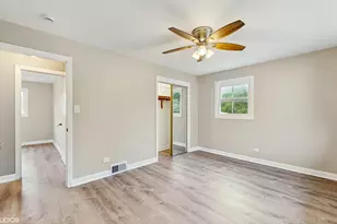 9719 S 81st Ave, Palos Hills, IL 60465 - Photo 12