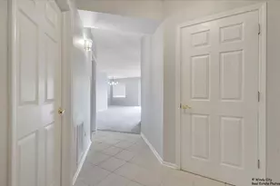 5555 N Cumberland Ave, Chicago, IL 60656 - Photo 2