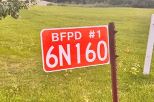 6N160 Garden Ave, Roselle, IL 60172 - Photo 1