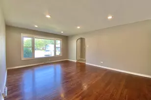 618 E 159th Pl, South Holland, IL 60473 - Photo 4