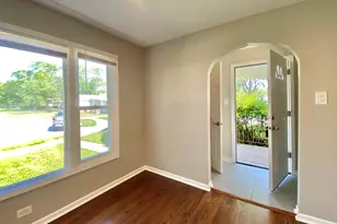 618 E 159th Pl, South Holland, IL 60473 - Photo 2