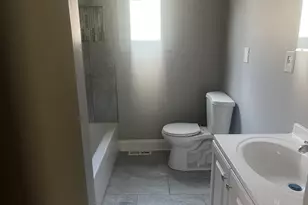 8135 S Muskegon Ave, Chicago, IL 60617 - Photo 12