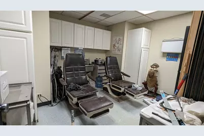 277 N York Street, Elmhurst, IL 60126 - Photo 16