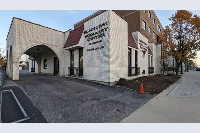 277 N York Street, Elmhurst, IL 60126 - Photo 1