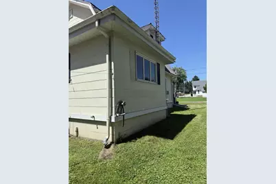 503 E Main Street, Morrison, IL 61270 - Photo 38