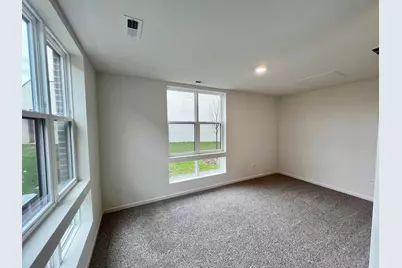 381 Summit Circle, Lombard, IL 60148 - Photo 10