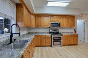 504 E Church St, Champaign, IL 61820 - Photo 16